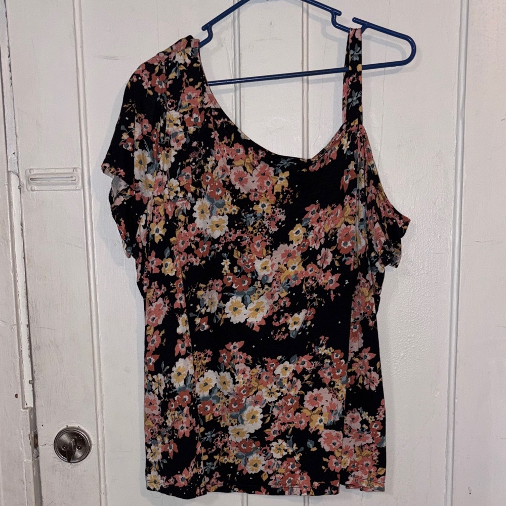 Maurices Black and Pink Floral Blouse